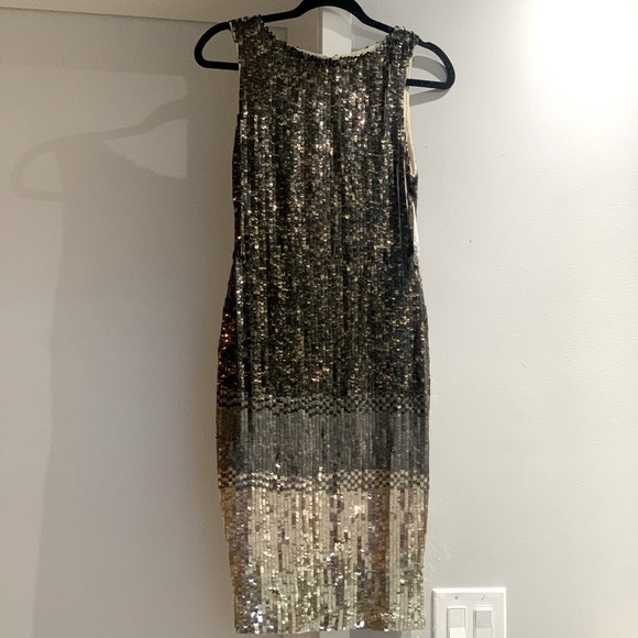 NWT Alice + Olivia Nude Sequin Gradient Dress - Picture 3 of 11